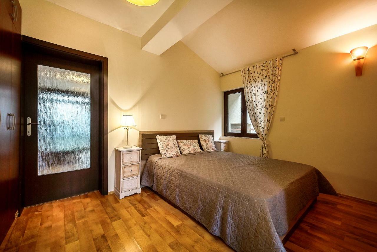 Milana Villa *