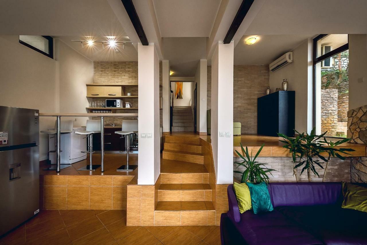 Milana Villa *