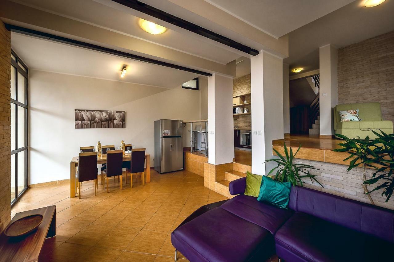 Milana Villa *